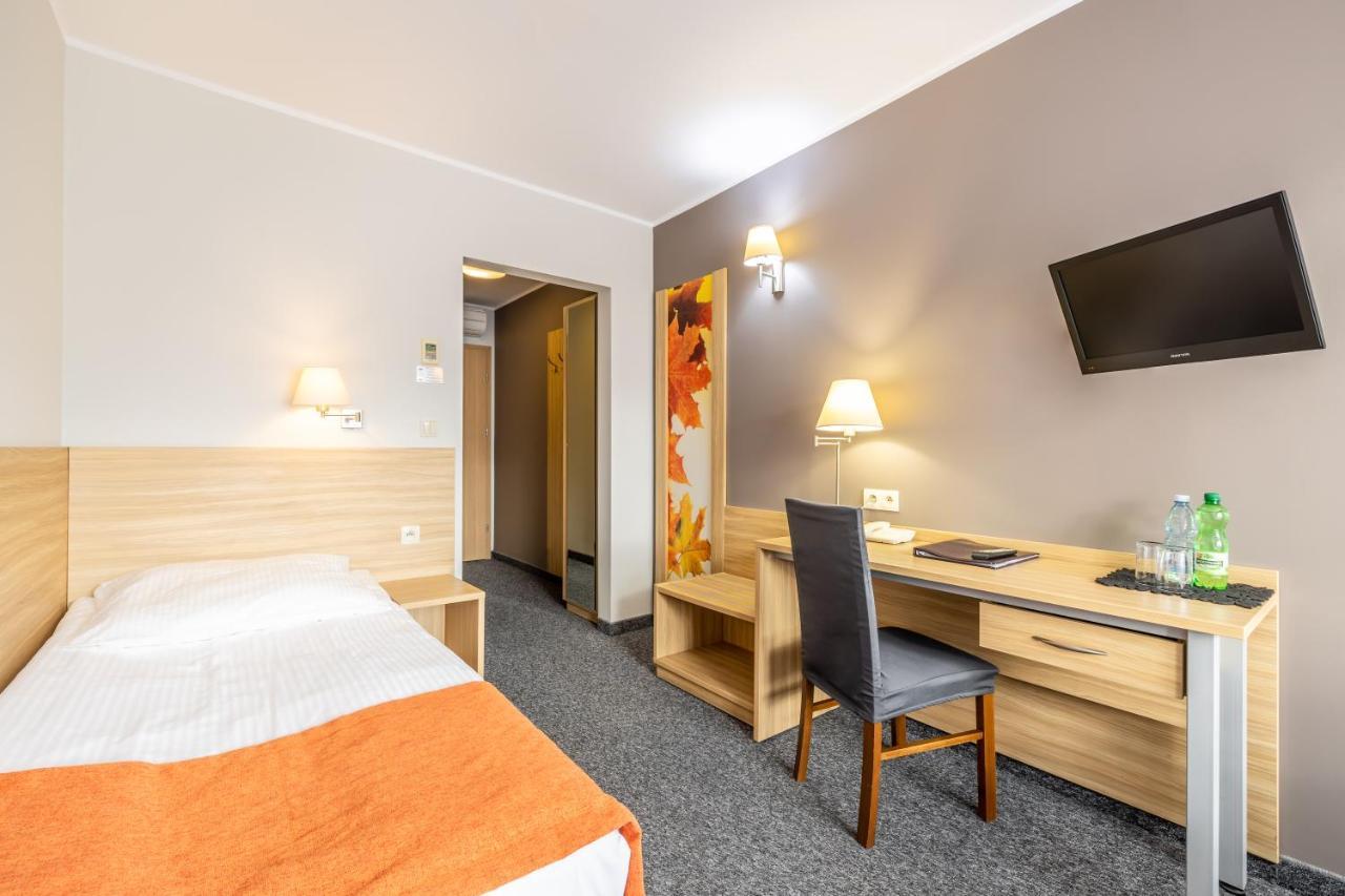 Hotel Leśny Białystok Buitenkant foto