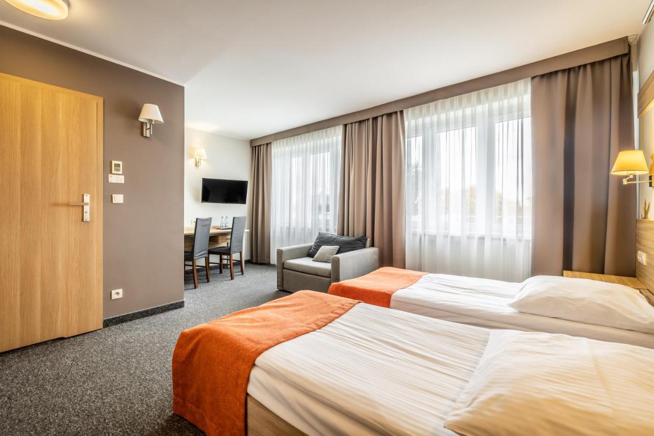 Hotel Leśny Białystok Buitenkant foto
