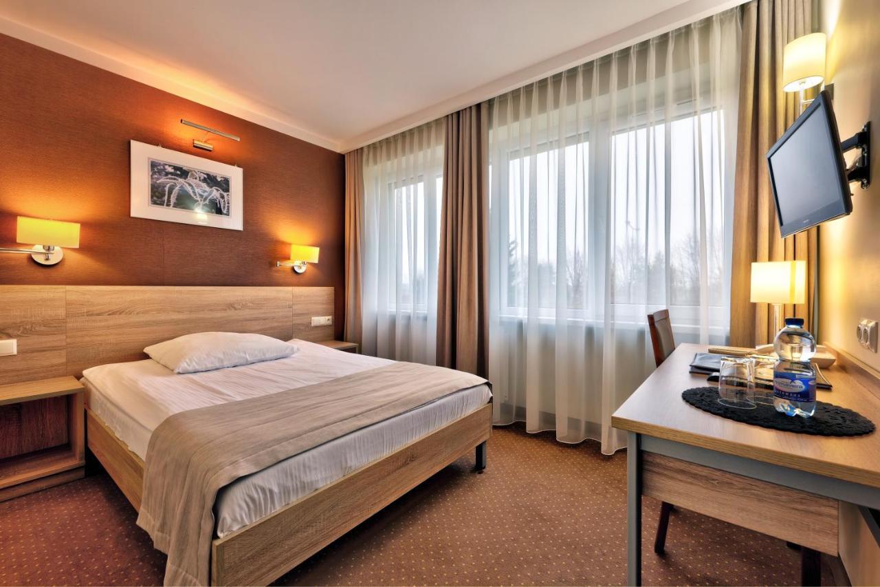 Hotel Leśny Białystok Buitenkant foto
